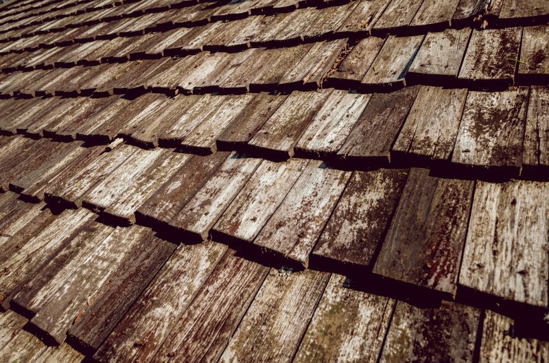 Shake Roof Replacement in Columbiana, OH